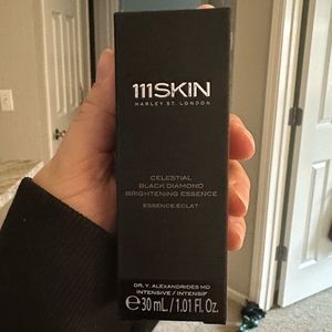 111SKIN Celestial Black Diamond Brightening Essence